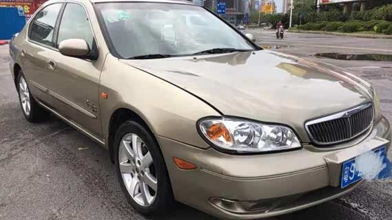 日产风度3.0经典外观