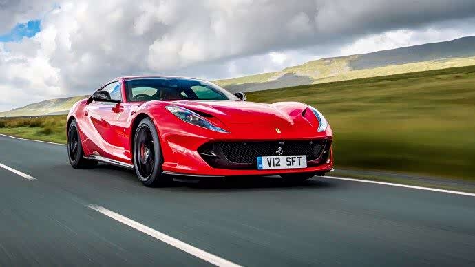 法拉利ferrari 812 superfast