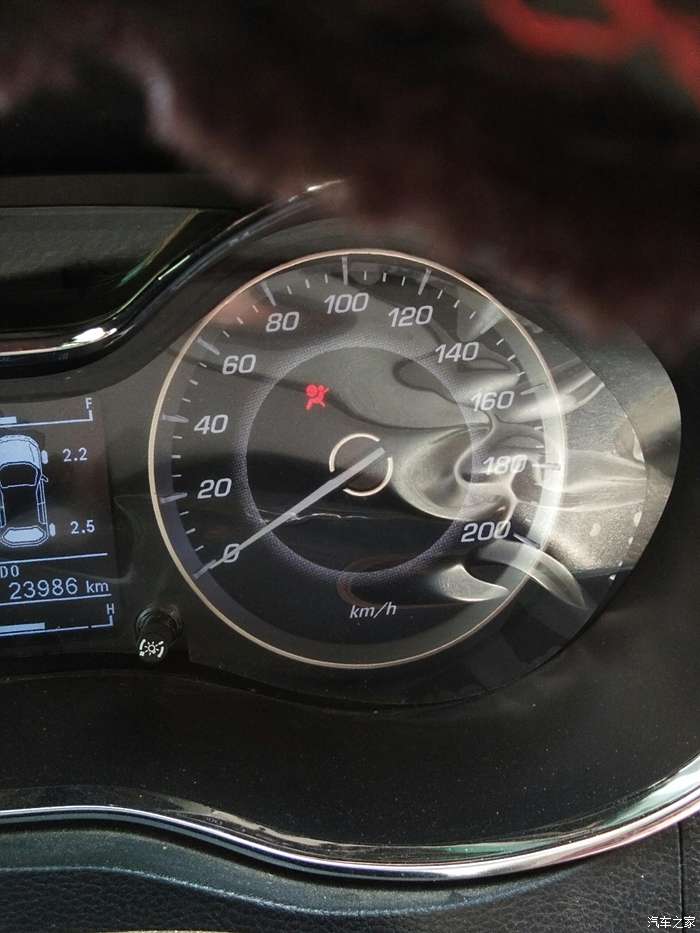 比亚迪f6安全气囊灯亮图片