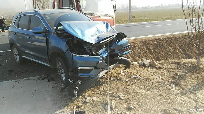 十公里撞车,我的车前面几乎报废_荣威rx5/rx5新能源论坛_汽车之家论坛