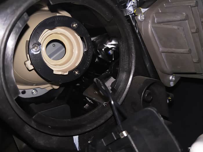 【图】教程,自己动手换近光灯_传祺gs3论坛_汽车之家论坛