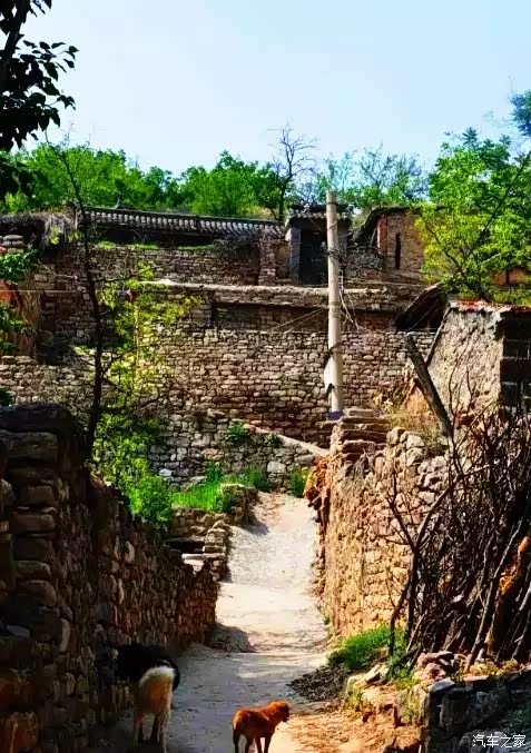 太行山古村行之日照铜炉