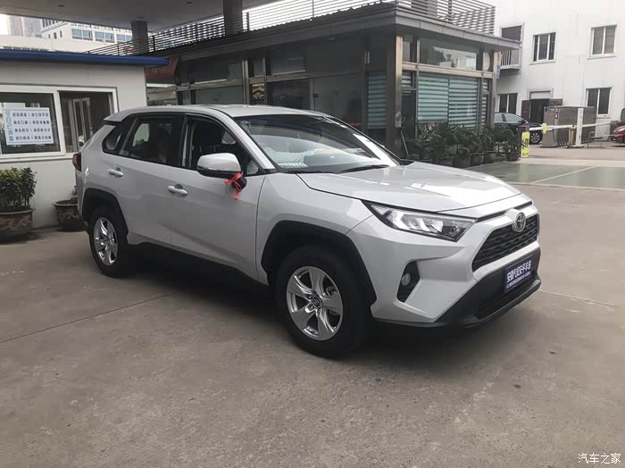 【图】有高清钛晶灰实车照片吗_rav4荣放论坛_汽车之家论坛