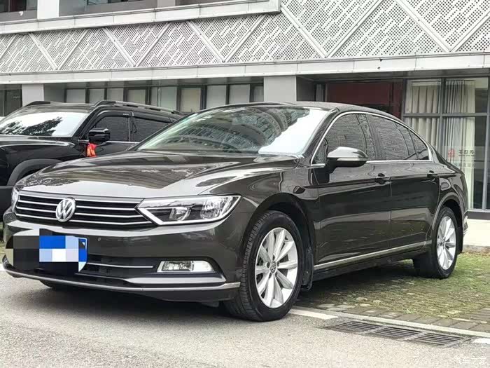 迈腾2017款330tsidsg舒适型