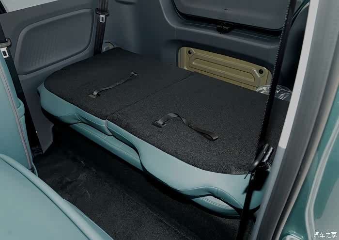 五菱宏光mini gb 座椅放倒方法