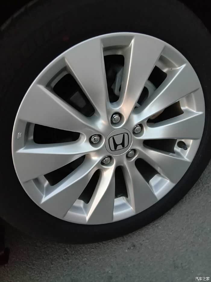 无锡收一套九代雅阁24轮毂