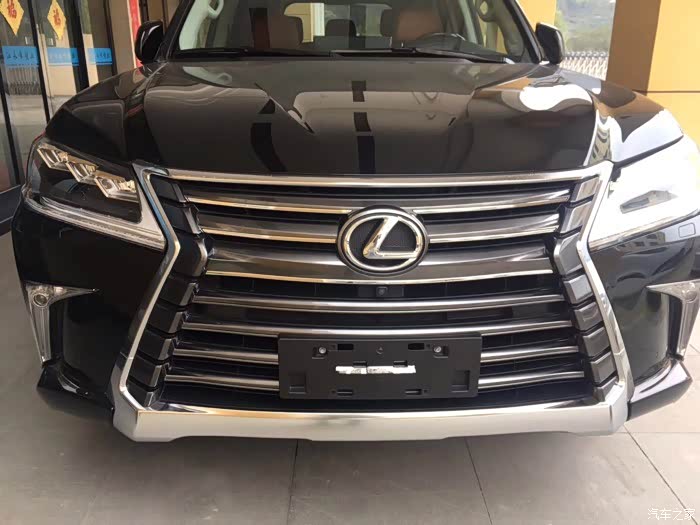 雷克萨斯lx570升级中网作业