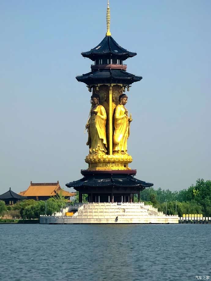 坐摇橹船听桨声欸乃游湖g3行