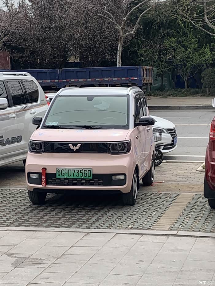 改装21款五菱宏光mini马卡龙升窗器开关手扶箱