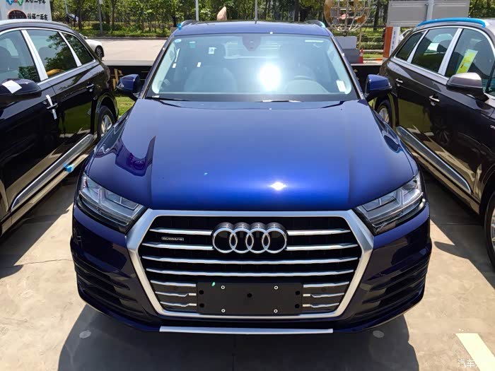 14275 | 回复: 51 奥迪q7论坛 2018尊贵 选装q7 纳瓦拉蓝 是不是第一