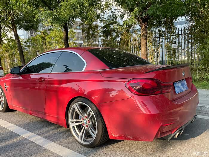 宝马4系428i硬顶敞篷跑车现出售288万