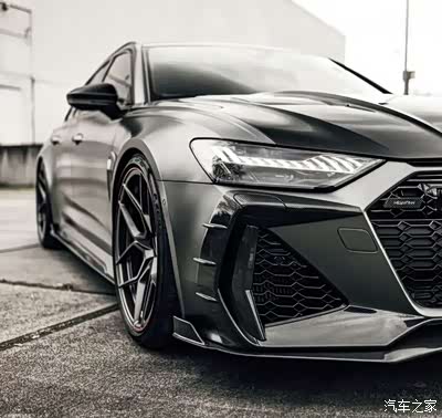 全新奥迪rs6告别轻奢,当黑武士涂装震撼来袭,你守得住钱包?
