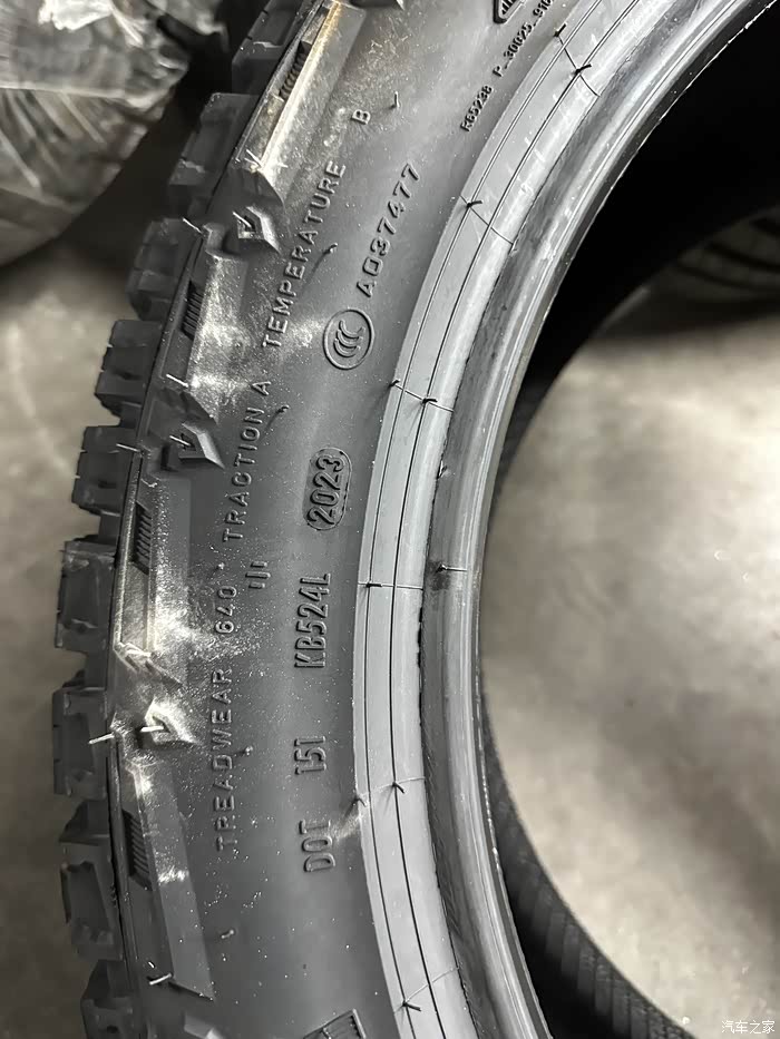 【图】换了四条倍耐力at plus轮胎_大切诺基论坛_汽车之家论坛
