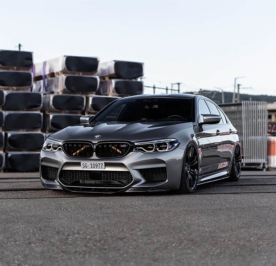 有多少人的梦想车型是宝马m5雷霆版?