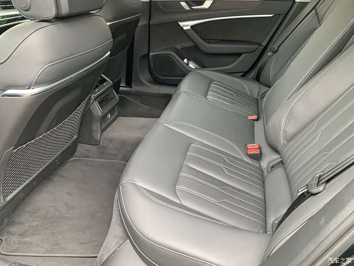 初夏体验,陪同试驾全新奥迪a6l的细节实拍