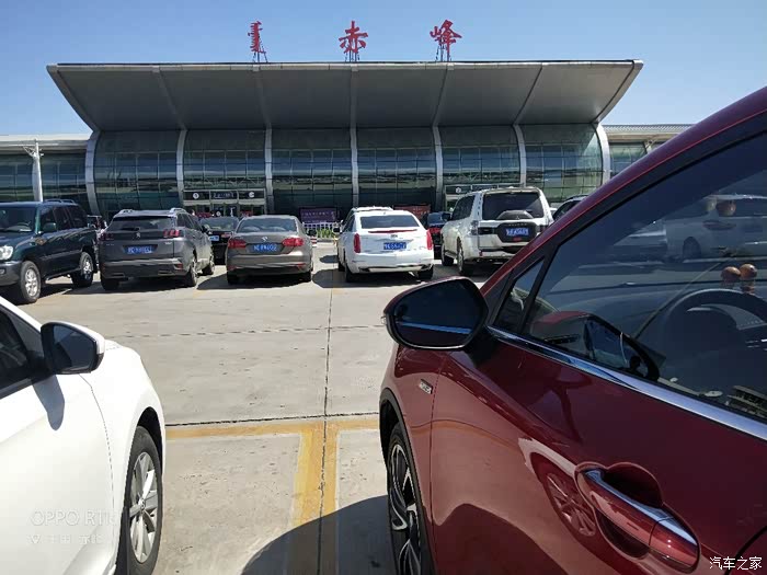 打卡赤峰开着小红赤峰机场到老家走一波