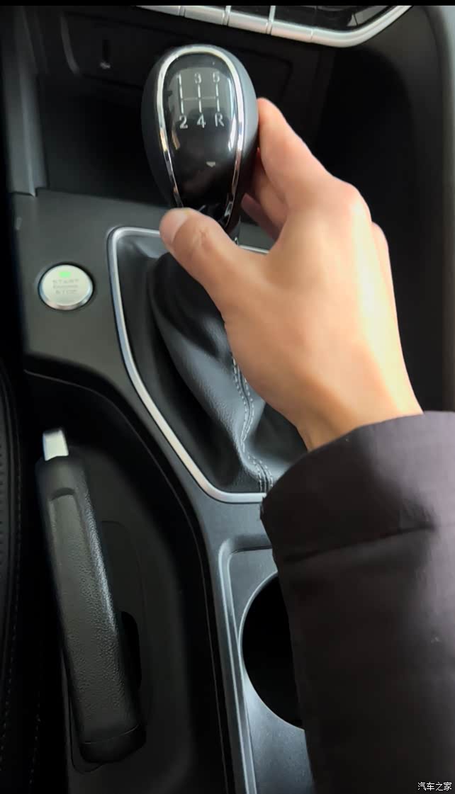 手动挡逸动plus机械手刹