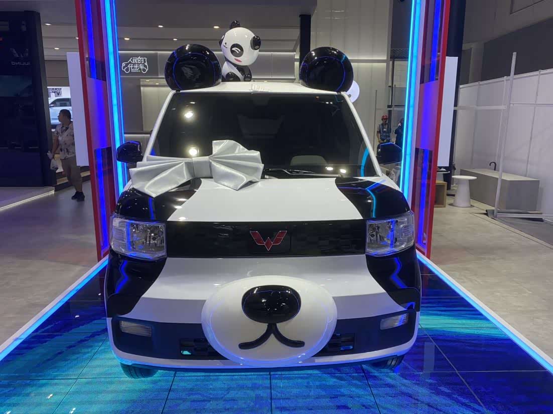 【图】小熊猫造型,这哪个女孩子扛得住?_宏光miniev论坛_汽车之家论坛