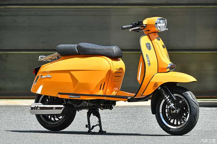 royalalloy英式铁皮踏板,配可调双减震和abs,颜值高不挑人_摩托车论坛