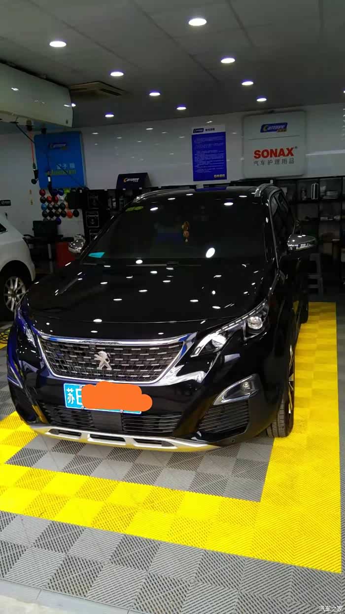 【图】谁有5008碳晶黑这款黑色的车?_标致5008论坛_汽车之家论坛
