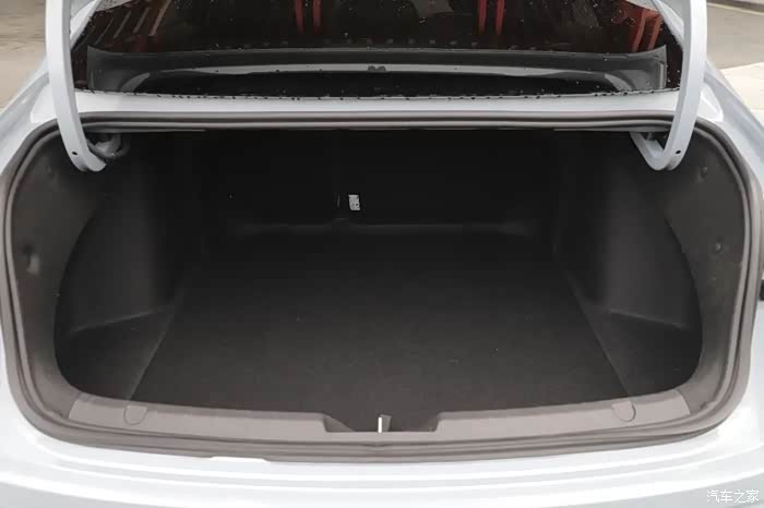 【图】2023款吉利星瑞后备箱空间_红旗h6论坛_汽车之家论坛