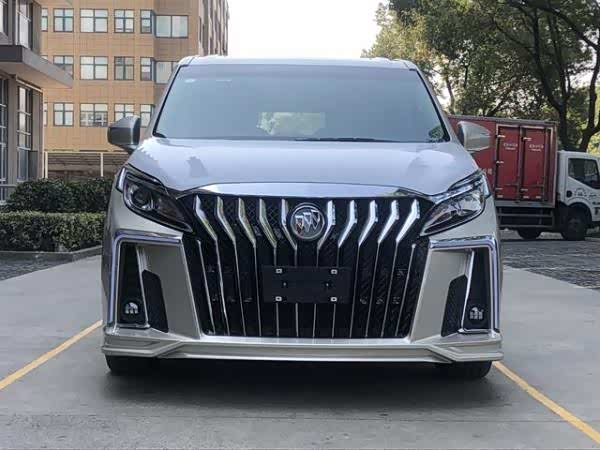 别克gl8雅典娜版,气势不输丰田埃尔法