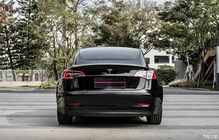 20款特斯拉model3标准后轮驱动版一口价1398