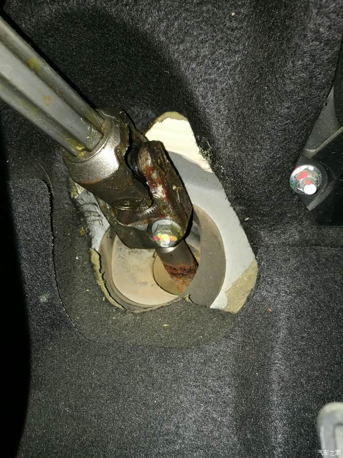 转向轴严重生锈的有木有