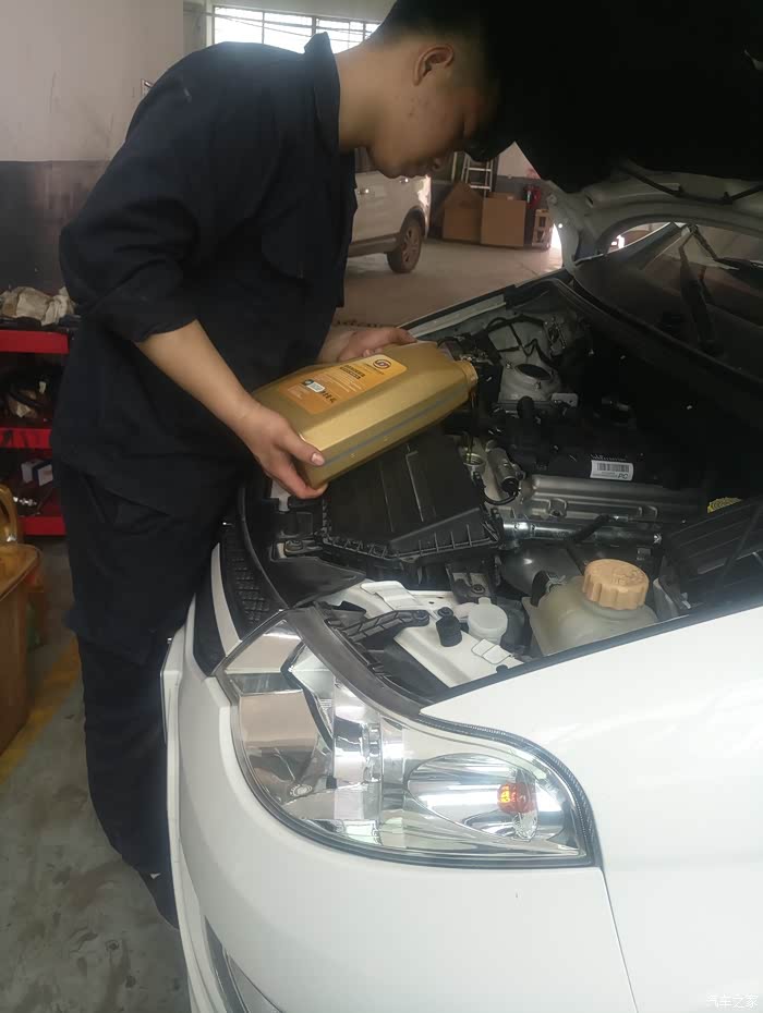 【图】"老婆第一次保养"宏光s标准_五菱宏光论坛_汽车之家论坛