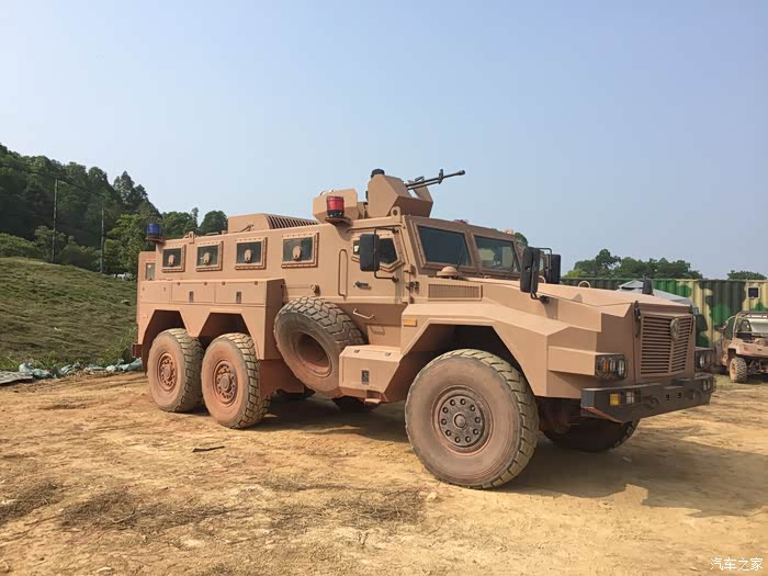 第三代六驱大猛士,还在研发阶段.