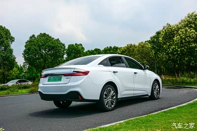 【避暑生活双节为伴】零度白的几何a,展现你最帅气颜值的写真.