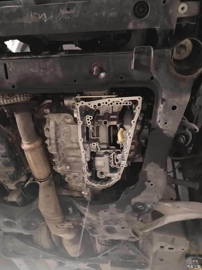 【每日拆箱】13款日产天籁汽车换档冲击现象变速箱拆解维修