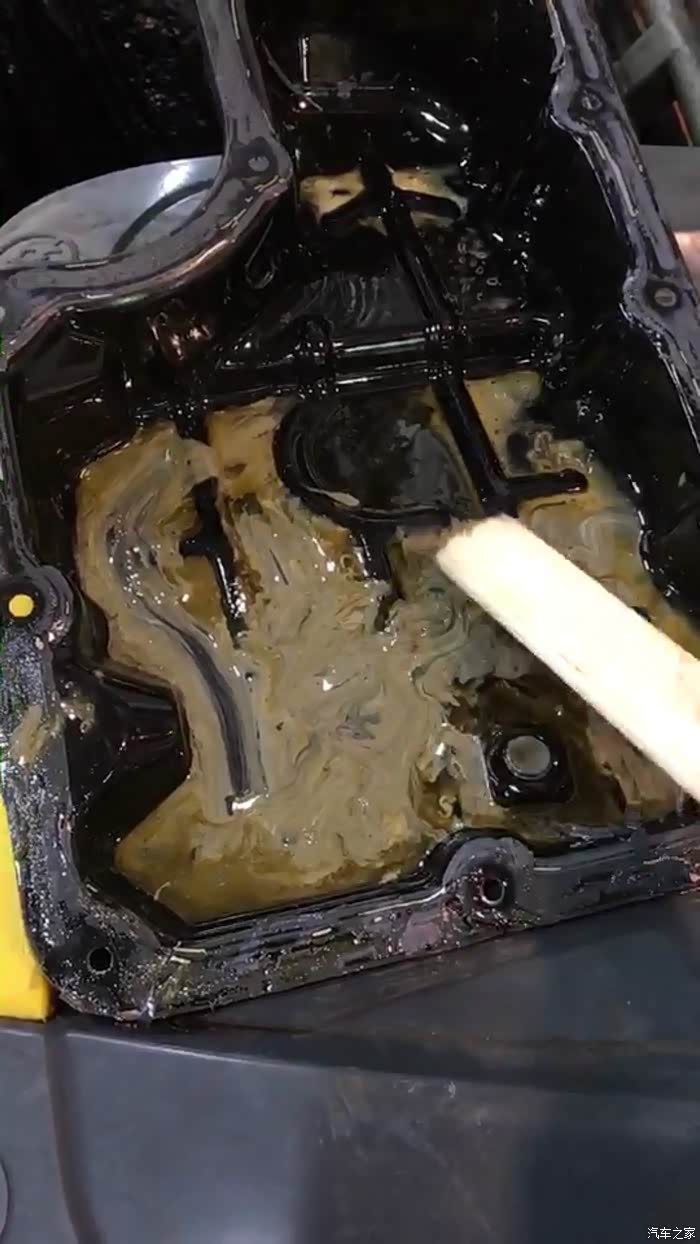 请教发动机乳化问题.