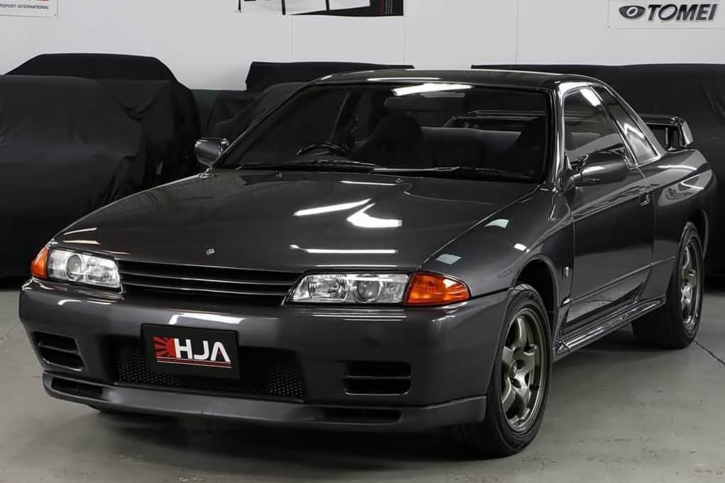 日产gtr r32就是那台曾经在赛道中横扫整个欧洲车的那台车