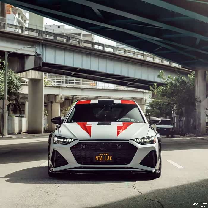 奥迪rs6改装案例个性拉花视觉冲击感更强