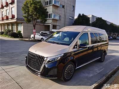 新款奔驰v260l定制克蒂圣母峰,壮阔人生耀世起航