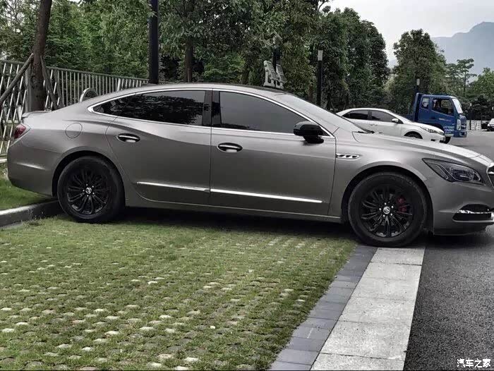 君越轮毂大比拼大家都发来欣赏欣赏啊