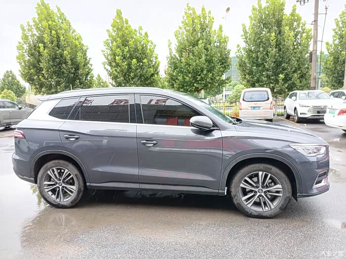 【图】比亚迪宋山脉灰看着真大气_宋pro/宋pro新能源论坛_汽车之家