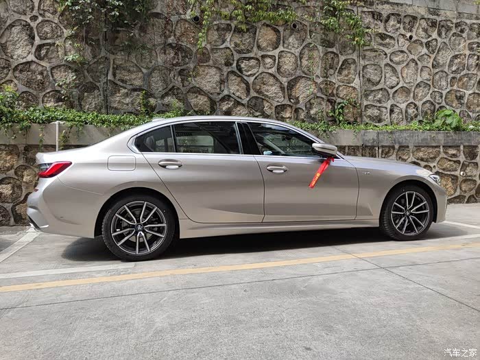 【图】有人买新3系开士米银的吗?_宝马3系论坛_汽车之家论坛