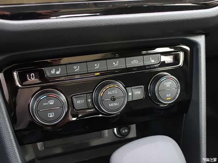 提大白送小棕 提全新途观l 送车模啦!