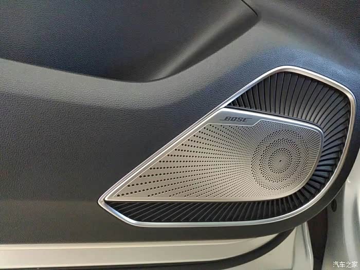 这个是boss音响试听了一下,音质很不错