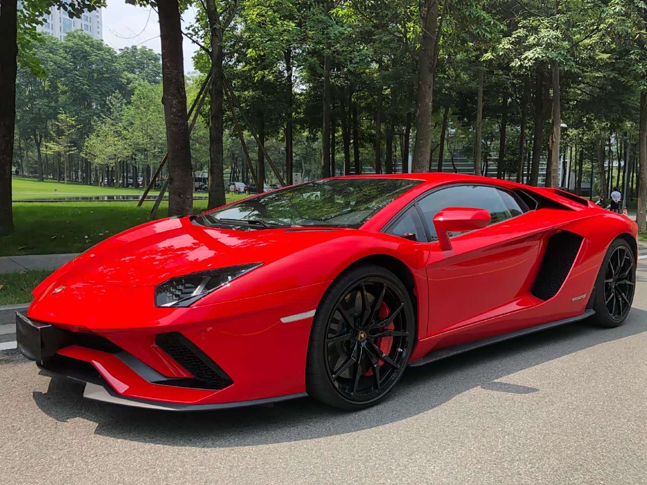 兰博基尼aventadorslp740法拉利红也蛮好看