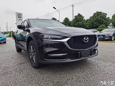 对比的车型也算蛮多的,丰田卡罗拉,雷凌,奕泽,cx4,每家4s店都去看过