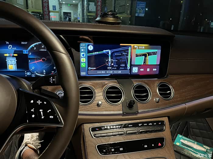 【图】全新奔驰e级升级苹果无线carplay 模块,拒绝小屏_奔驰e级论坛