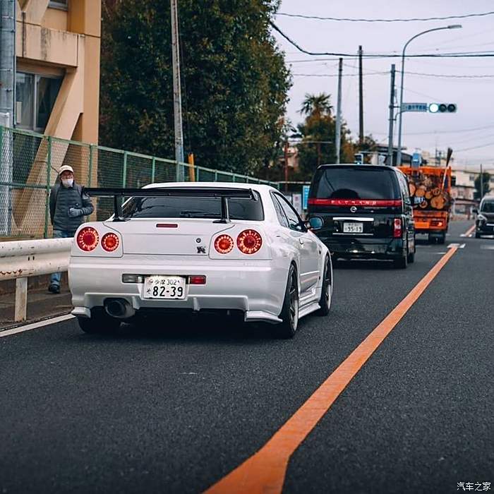 尼桑哥斯拉gtr r34,戰神gtr,經典的日系jdm跑車