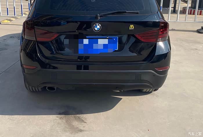 e84老款宝马x1自己动手改装双边双出排气