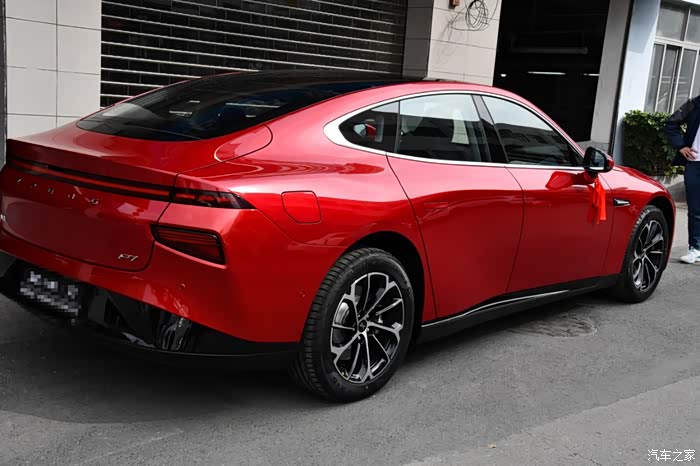 【图】最爱的就是小鹏p7的这抹"骚红",哈哈_小鹏p7论坛_汽车之家论坛