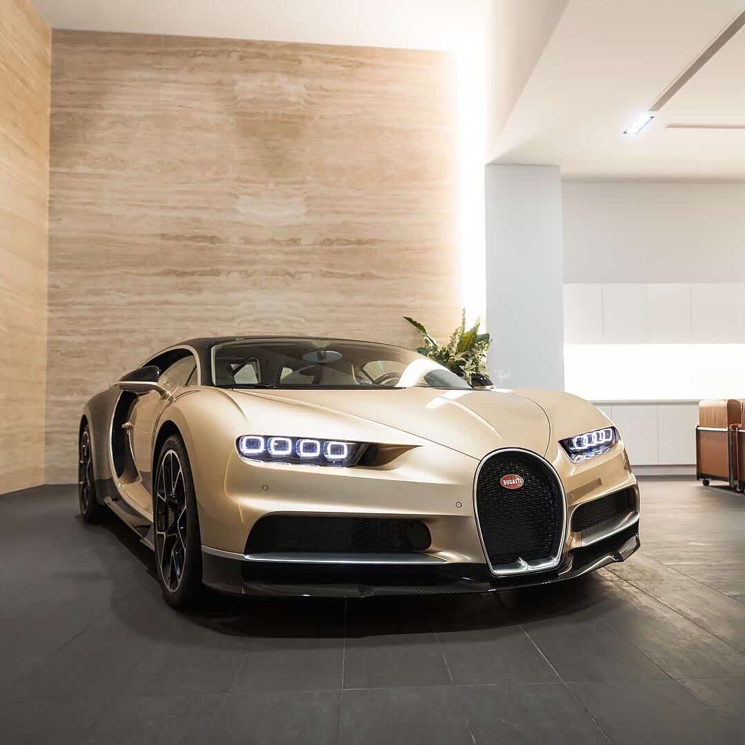 【图】bugatti chiron 黑金这个配色不够骚啊_布加迪论坛_汽车之家