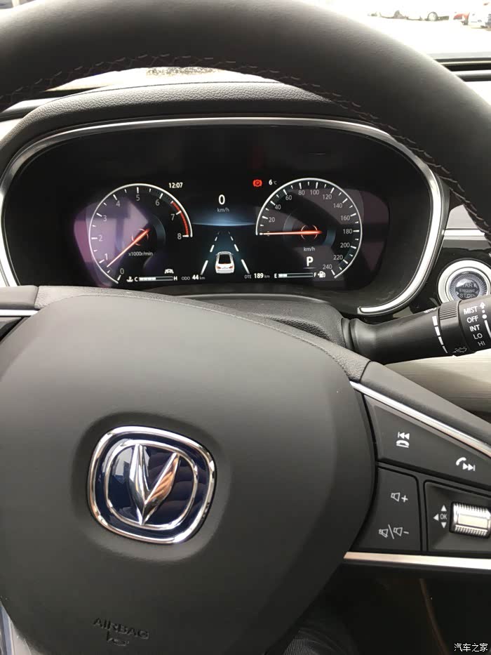 最美好的事就是买辆心爱的睿骋cc带着最爱的家人一起去旅行!