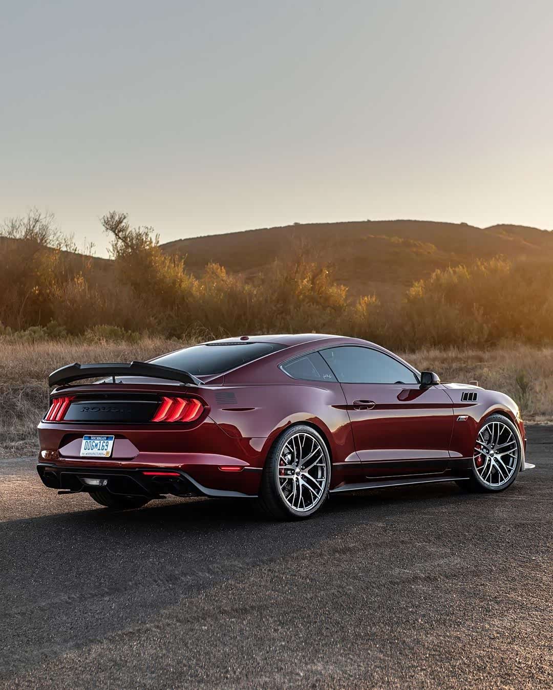 美式超跑,野马跑车果然强悍.